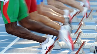 Foto der Startblöcke beim 100-Meter-Lauf der Männer bei der Leichtathletik EM 2010 in Spanien. 