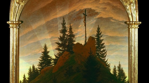 Das Gemälde "Kreuz im Gebirge" wird auch "Tetschener Altar" genannt. Es zeigt ein Kreuz im Sonnenuntergang auf einem hohen Felsen, dahinter weisen Lichtstrahlen in den Himmel 