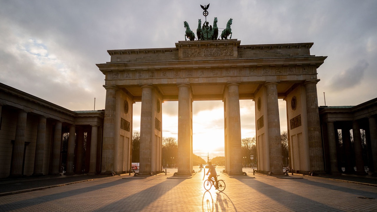 zum brandenburger tor