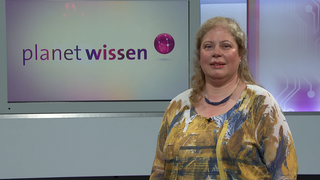 Porträtaufnahme von Dipl.-Ing. Sonja Mülhopt zu Gast im Planet Wissen Studio.